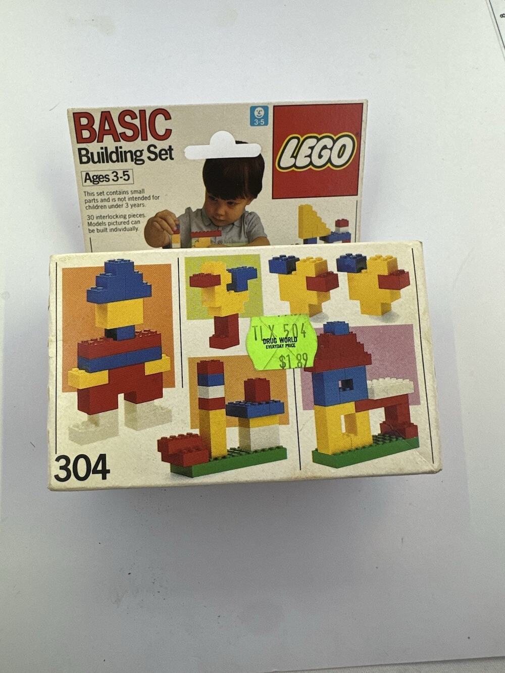 New LEGO 304 BASIC Building Set 1985 Vintage New Sealed Classic Bricks Rare